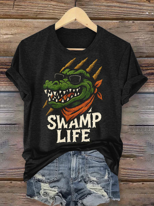 Retro Alligator Alcatraz Funny Florida Everglades Art Casual T-Shirt