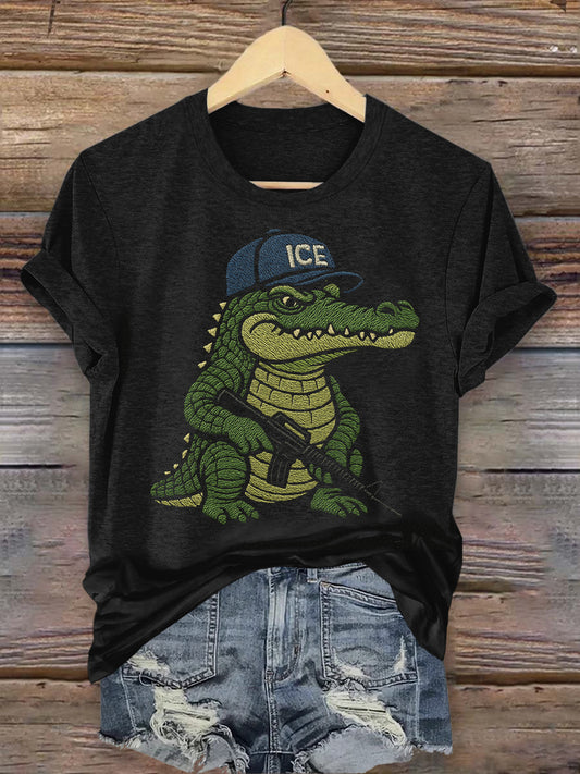 Retro Alligator Alcatraz Funny Florida Everglades Art Casual T-Shirt